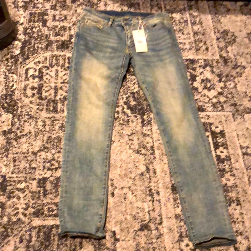 Men’s denim jeans
